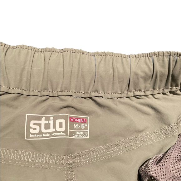 Women's Stio Shorts - Picture 3 of 6